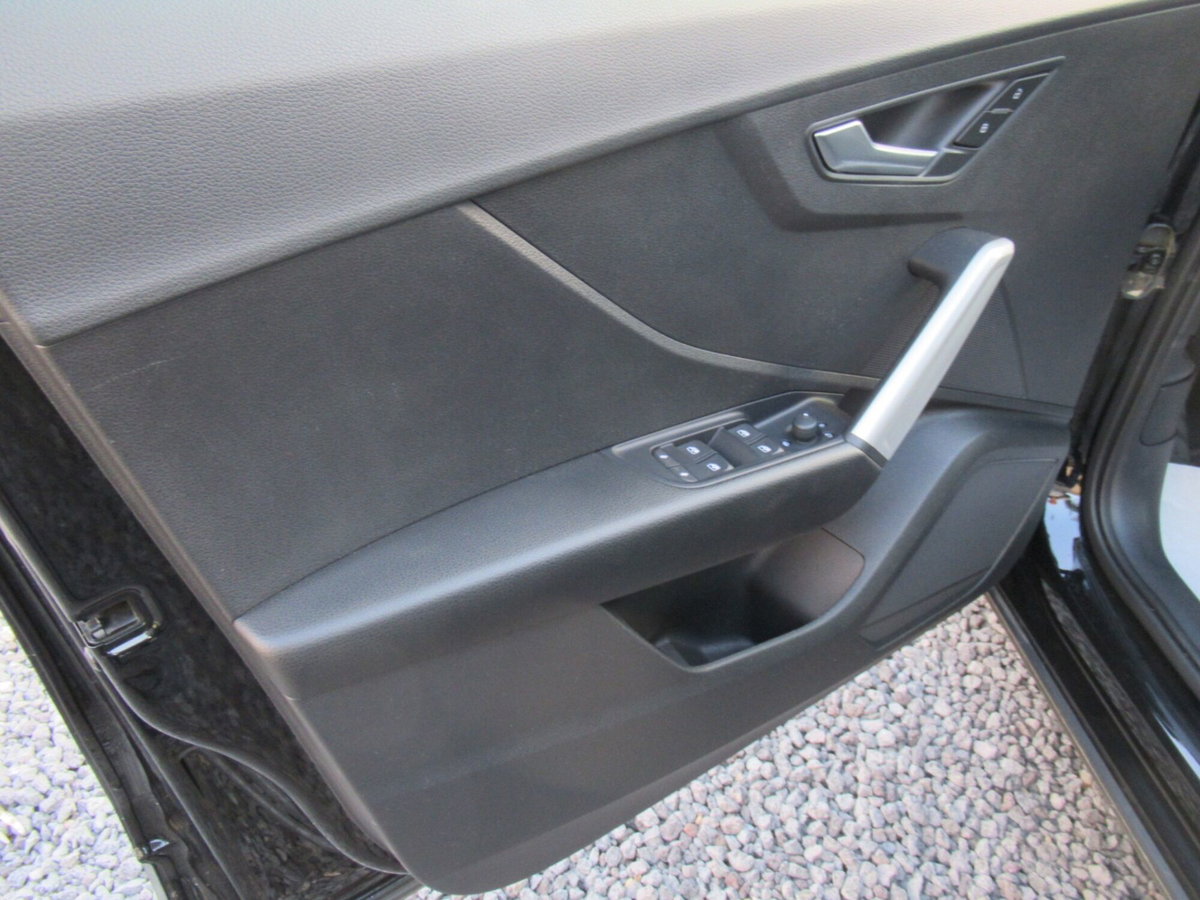 Audi Q2 Q2 1.6 TDI Business (8)