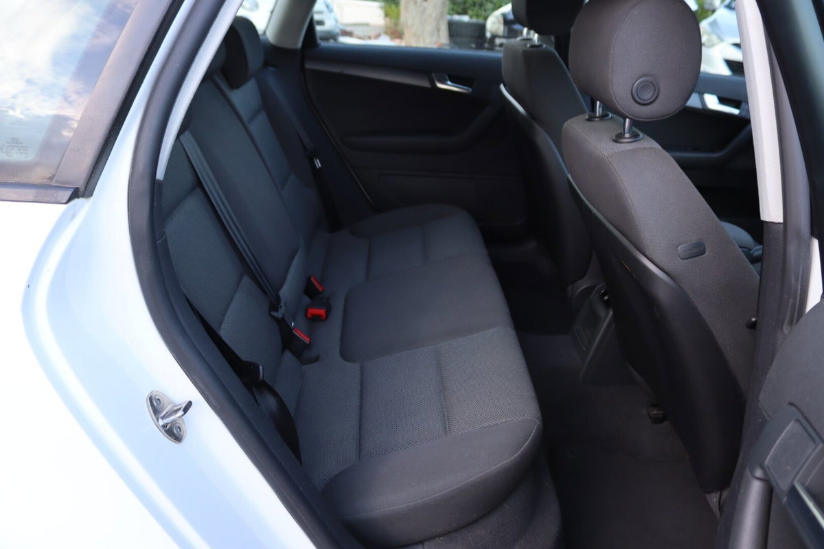 Audi A3 1.6 TDI 90 CV CR F.AP. Ambition (16)