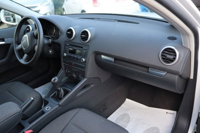 Audi A3 1.6 TDI 90 CV CR F.AP. Ambition (17)