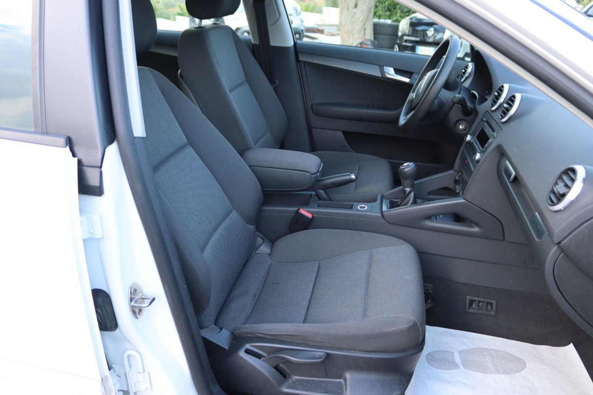 Audi A3 1.6 TDI 90 CV CR F.AP. Ambition (18)