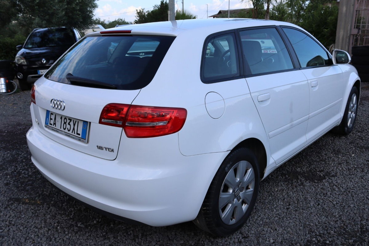 Audi A3 1.6 TDI 90 CV CR F.AP. Ambition (3)