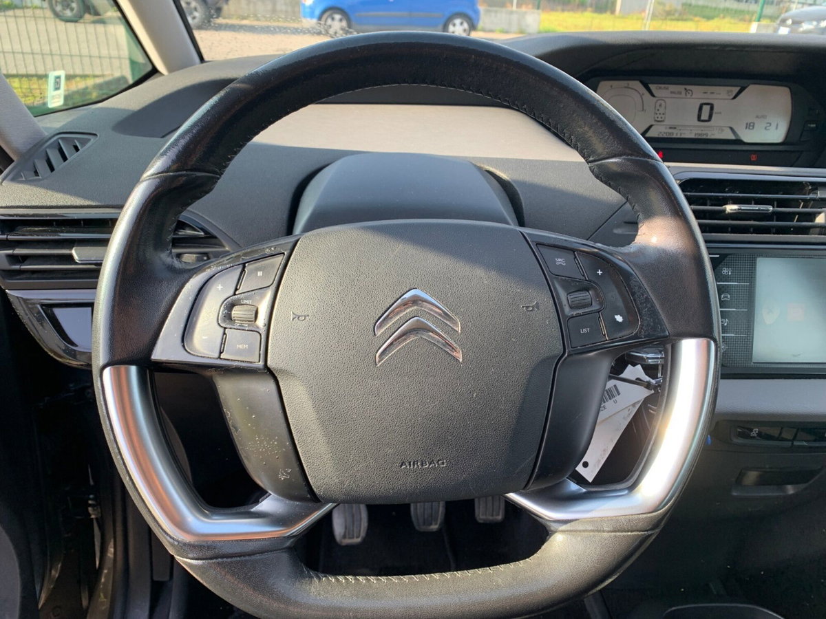 Citroen Grand C4 Picasso BlueHDi 120 S&S Exclusive (16)