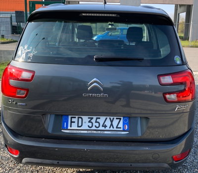 Citroen Grand C4 Picasso BlueHDi 120 S&S Exclusive (4)