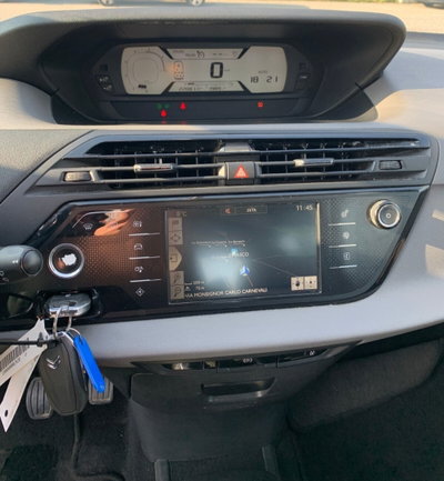 Citroen Grand C4 Picasso BlueHDi 120 S&S Exclusive (7)