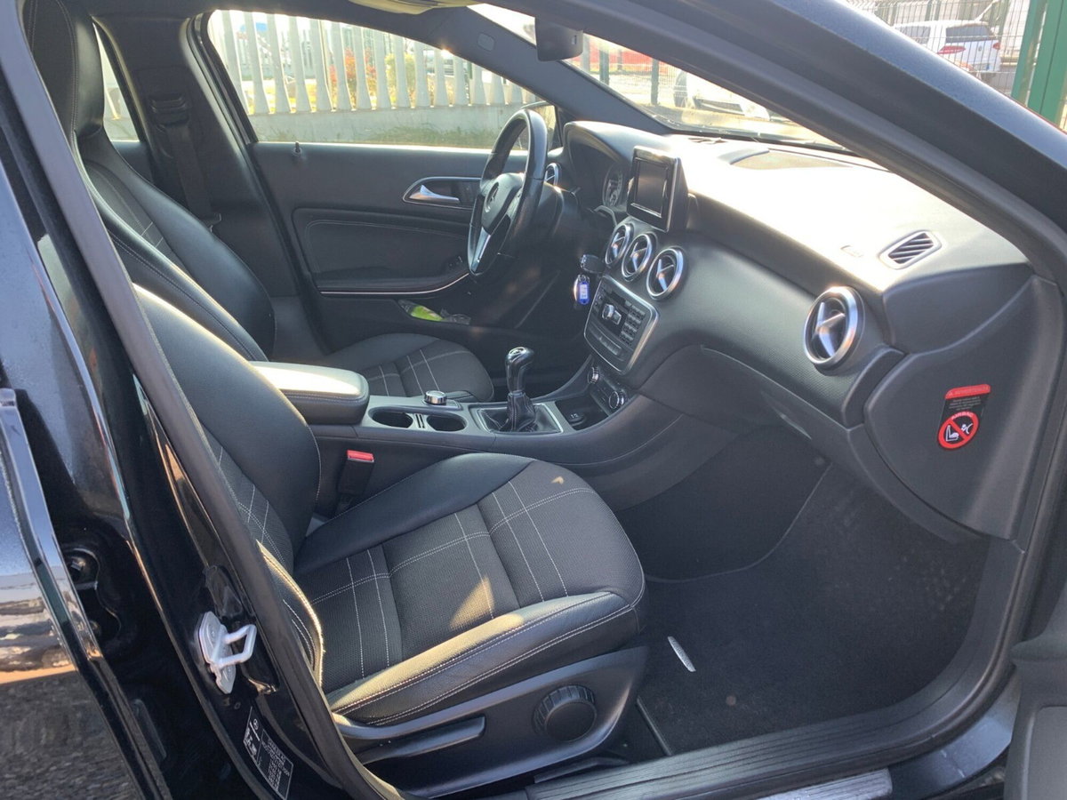 Mercedes-Benz Classe A 180 CDI Premium (11)