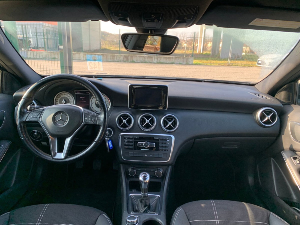 Mercedes-Benz Classe A 180 CDI Premium (12)