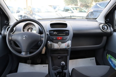 Peugeot 107 68CV 5p. Urban Move (13)