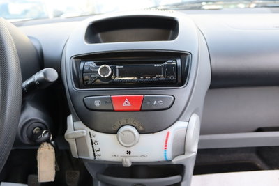 Peugeot 107 68CV 5p. Urban Move (17)
