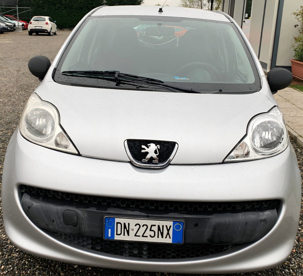 Peugeot 107 68CV 5p. Urban Move (2)