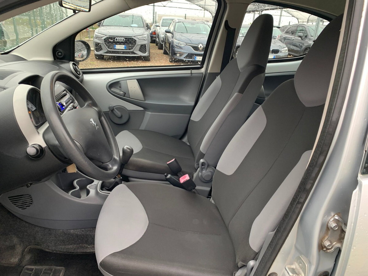 Peugeot 107 68CV 5p. Urban Move (8)