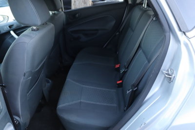 Ford Fiesta 1.4 TDCi 5p. Titanium (14)