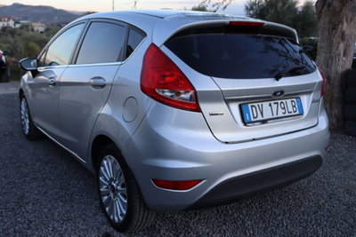 Ford Fiesta 1.4 TDCi 5p. Titanium (6)