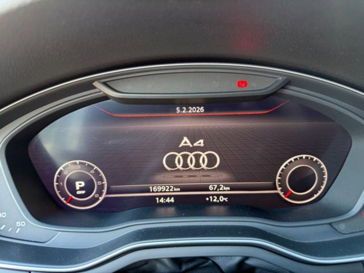 Audi A4 Avant 2.0 TDI 150 CV Sport (8)