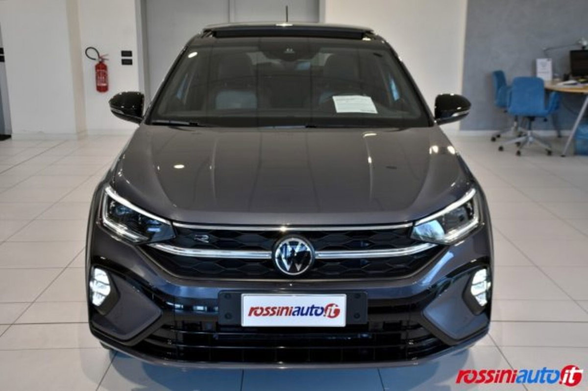 Volkswagen Taigo 1.0 tsi R-Line 115cv (8)