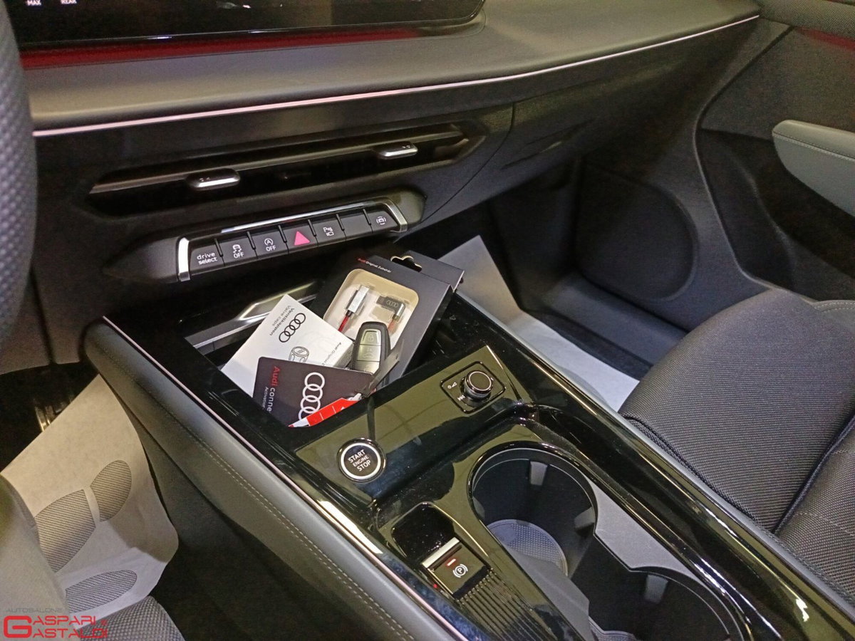 Audi Q3 Sportback 35 TDI quattro S tronic S line edition (11)