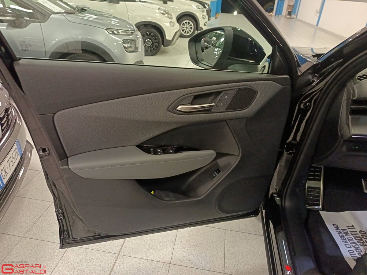Audi Q3 Sportback 35 TDI quattro S tronic S line edition (8)