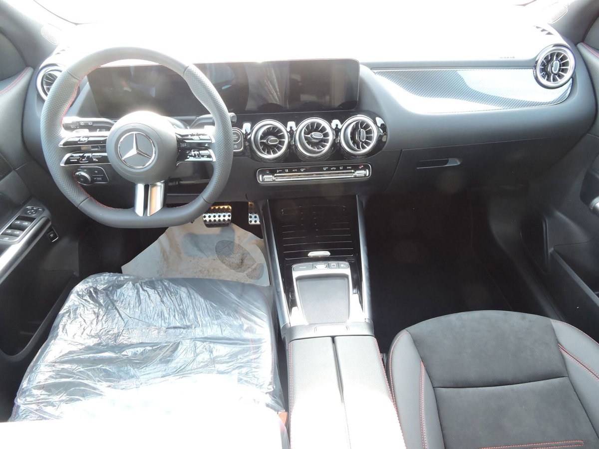 Mercedes-Benz GLA SUV 200 d AMG Line Premium Plus 4matic auto (11)