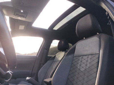 Volkswagen Taigo 1.0 tsi R-Line 115cv (14)