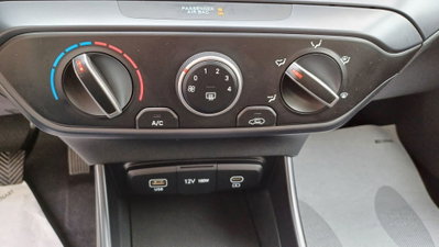 Hyundai i20 1.2 MPI MT ConnectLine (12)
