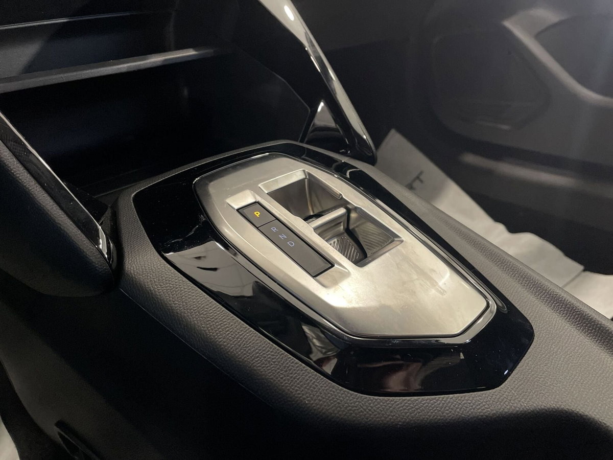 Peugeot 208 Turbo 110 S&S 5 porte Allure (17)