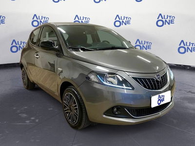 Lancia Ypsilon 1.0 FireFly 5 porte S&S Hybrid Gold Plus usata