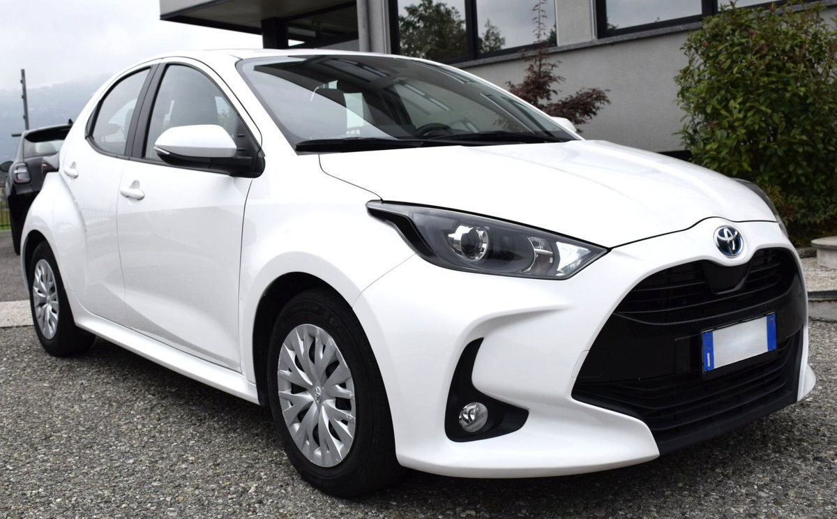 Toyota Yaris 1.5 Hybrid 5 porte Energy