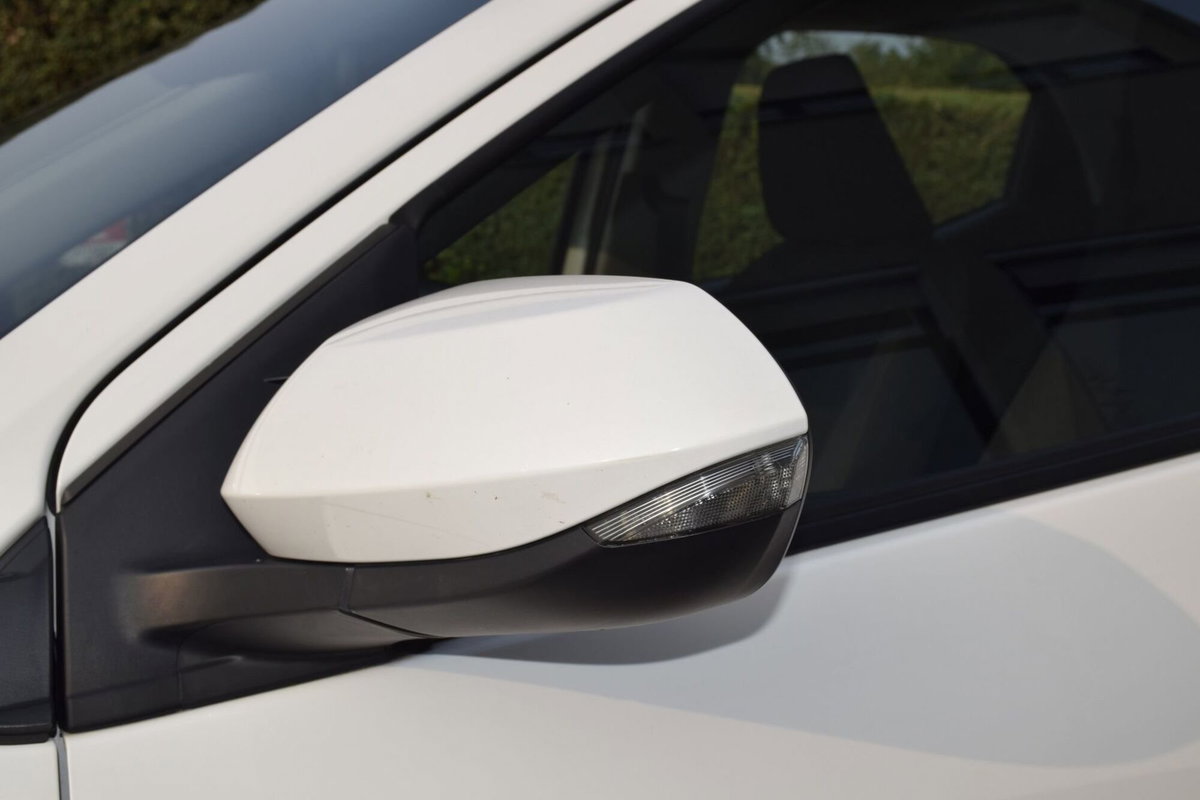 Toyota Yaris 1.0 5 porte Active (10)