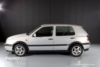 Volkswagen Golf 2.0 16V cat 5p GTI 20 Years Edition (4)