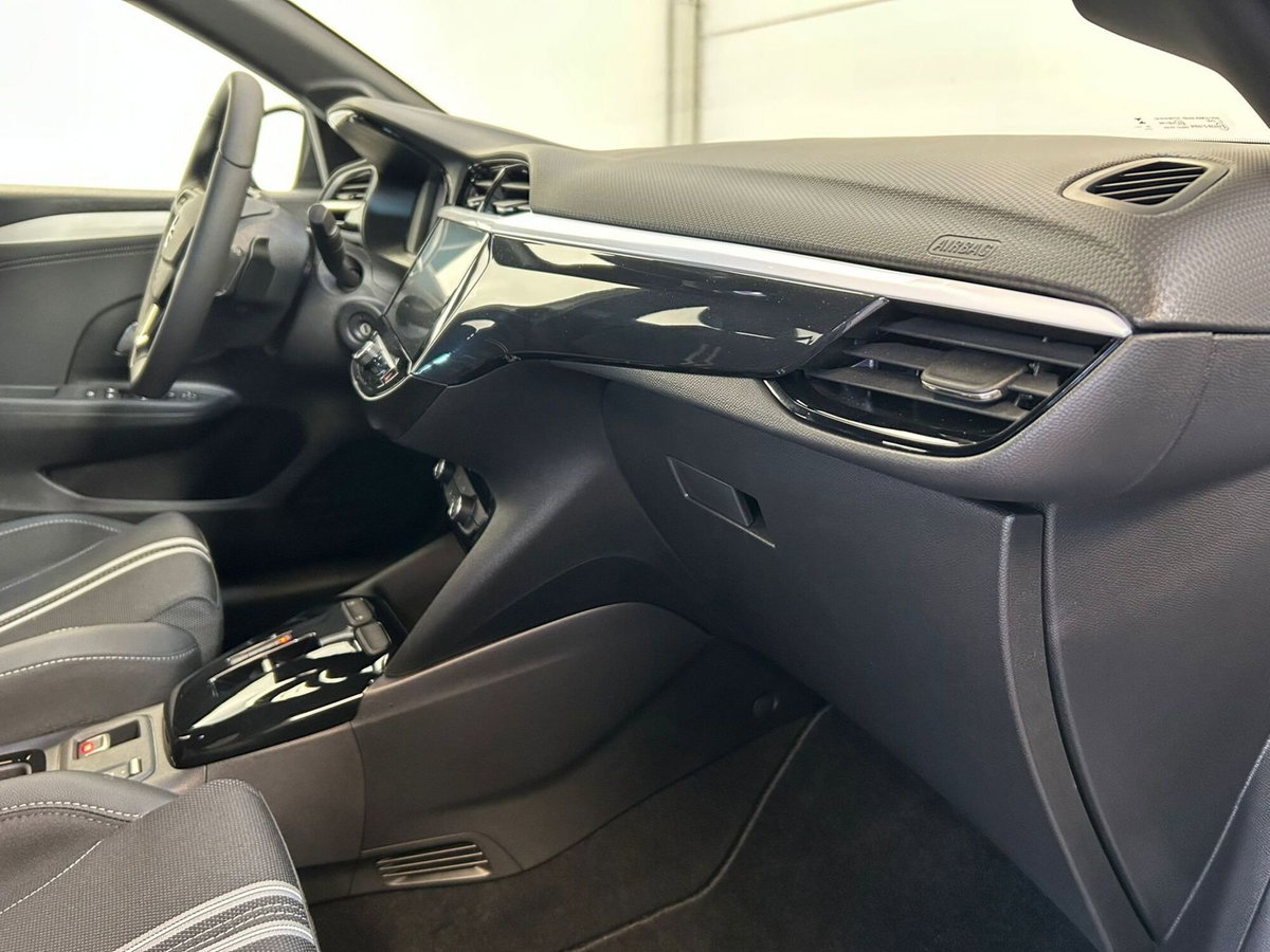 Opel Corsa 1.2 hybrid GS 110cv dct6 (7)