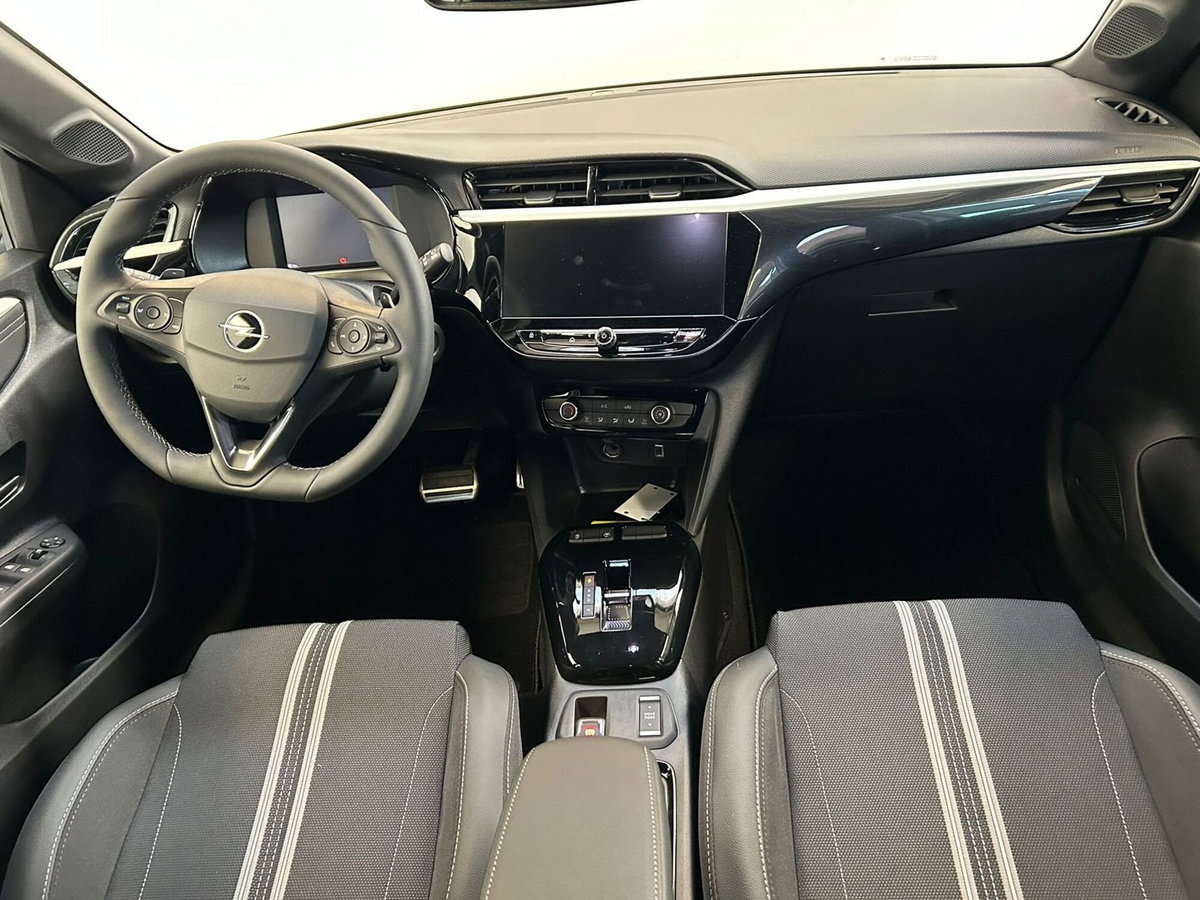Opel Corsa 1.2 hybrid GS 110cv dct6 (9)