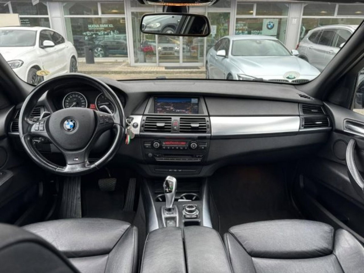 BMW X5 xDrive30d Futura (9)