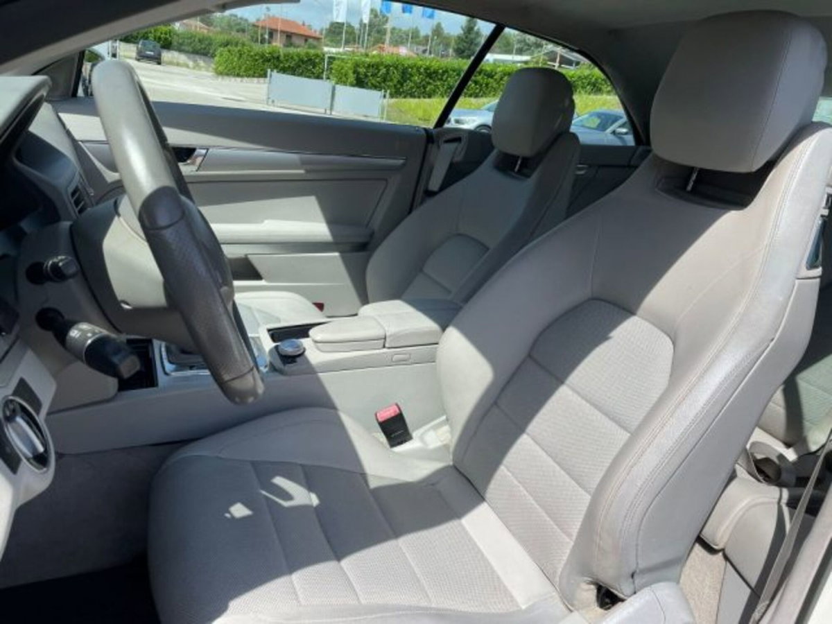 Mercedes-Benz Classe E Cabrio 220 CDI Cabrio Executive (16)