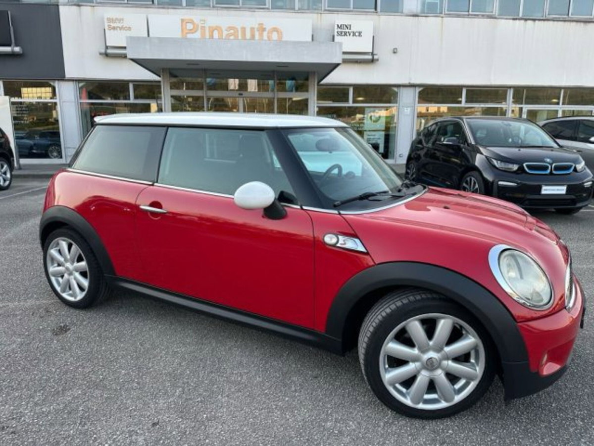 MINI Mini 1.6 16V Cooper S (2)