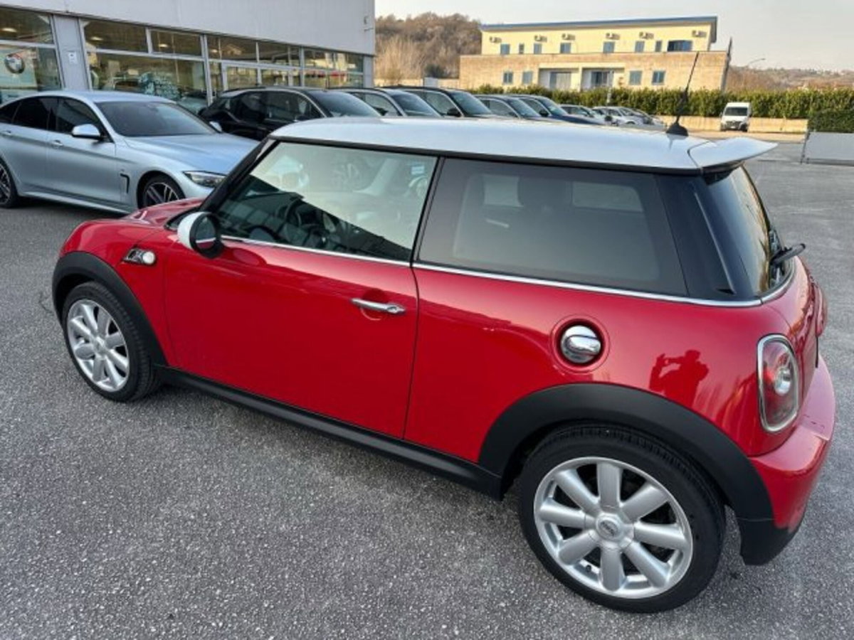 MINI Mini 1.6 16V Cooper S (5)