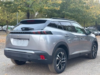 Peugeot 2008 PureTech 100 S&S Allure (4)