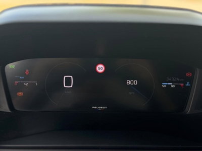 Peugeot 2008 PureTech 130 S&S Allure (14)