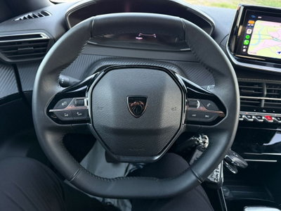 Peugeot 2008 PureTech 130 S&S Allure (11)