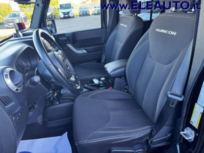 Jeep Wrangler Unlimited 2.8 CRD DPF Rubicon Auto (12)