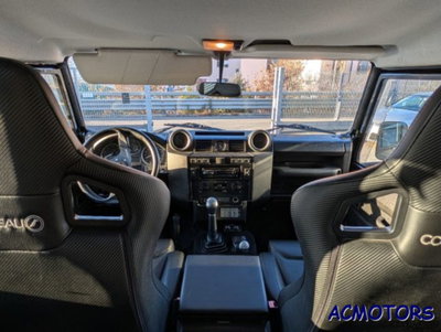 Land Rover Defender 90 2.4 TD4 Soft top E N1 (9)