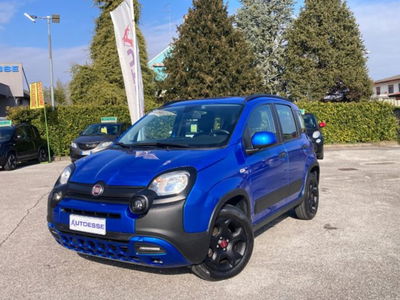 Fiat Panda Cross 1.0 firefly hybrid Cross s&s 70cv 5p.ti usata