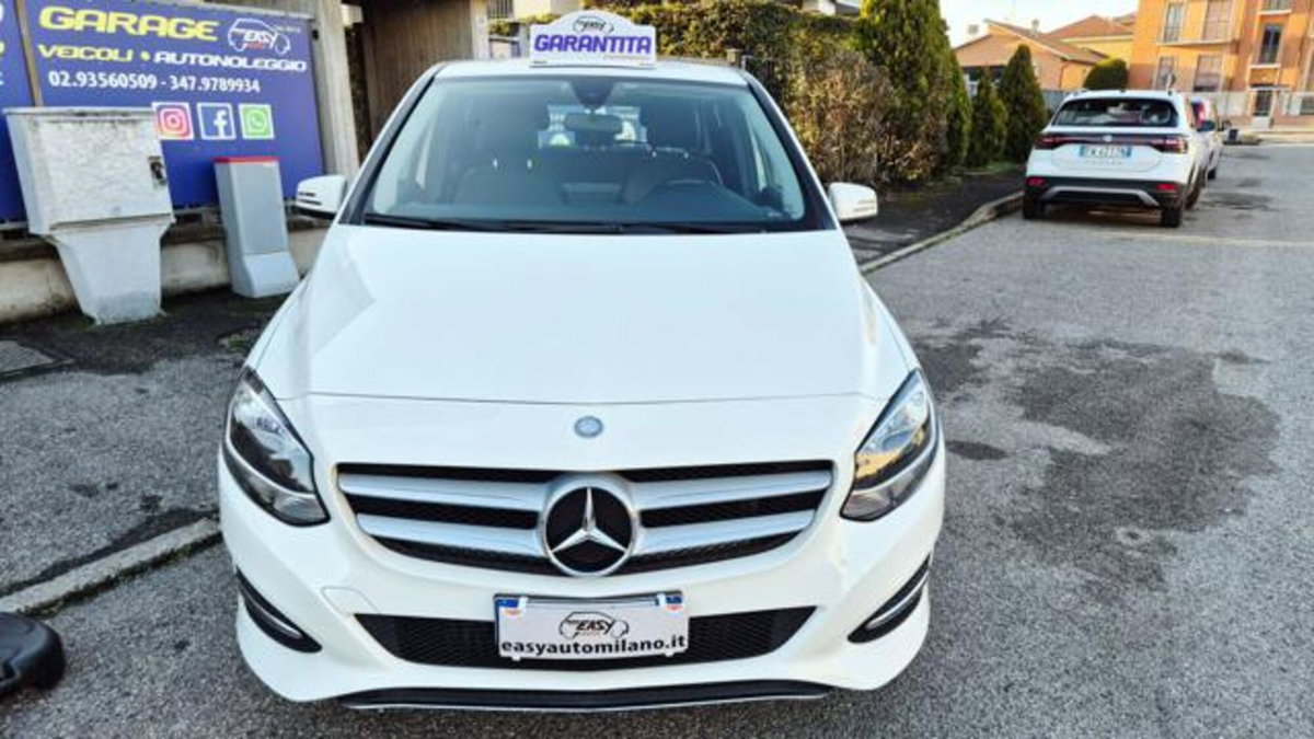 Mercedes-Benz Classe B 180 d Sport (7)
