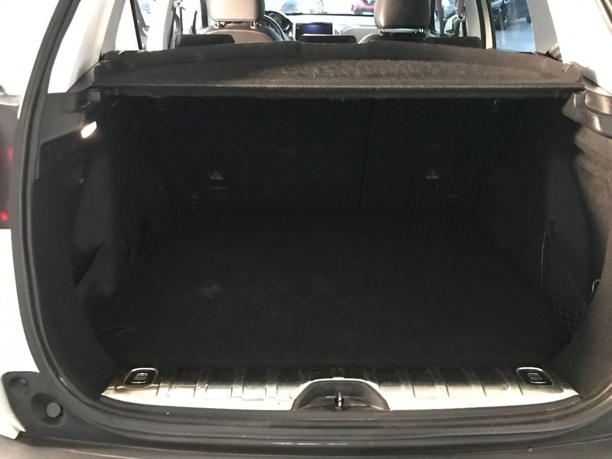 Peugeot 2008 100 Allure (18)