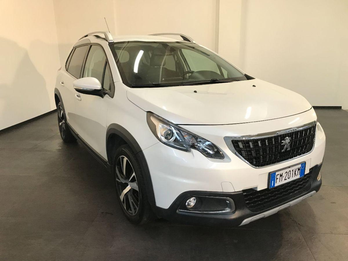 Peugeot 2008 100 Allure (2)