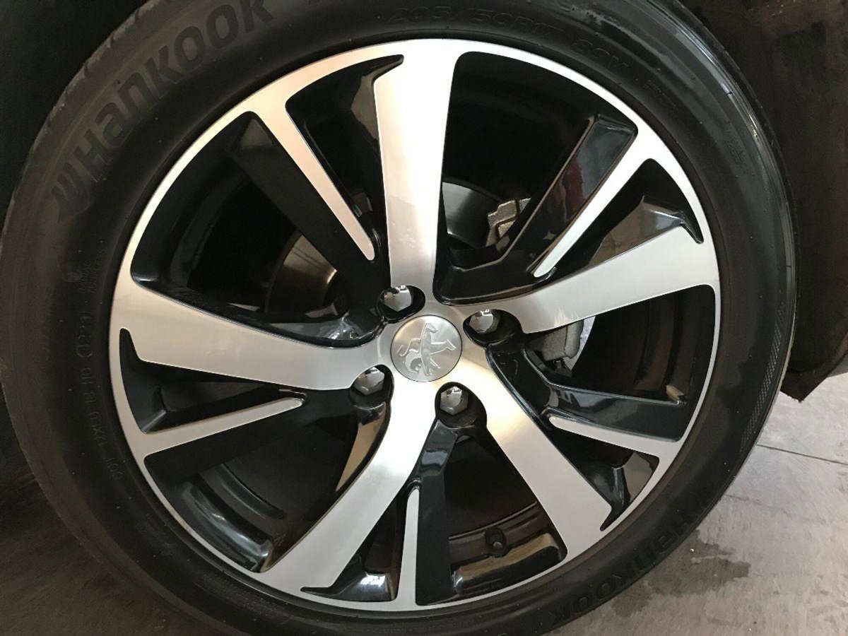 Peugeot 2008 100 Allure (5)
