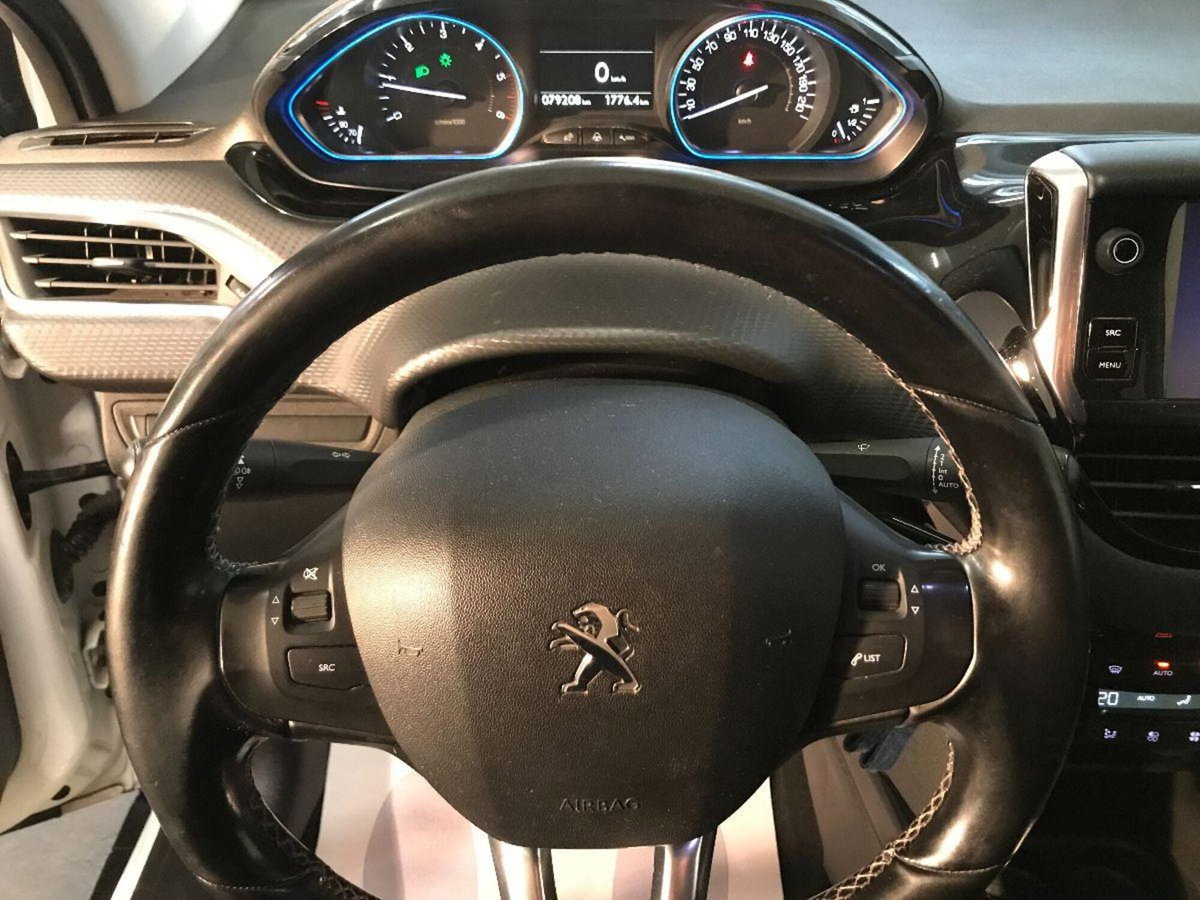 Peugeot 2008 100 Allure (7)