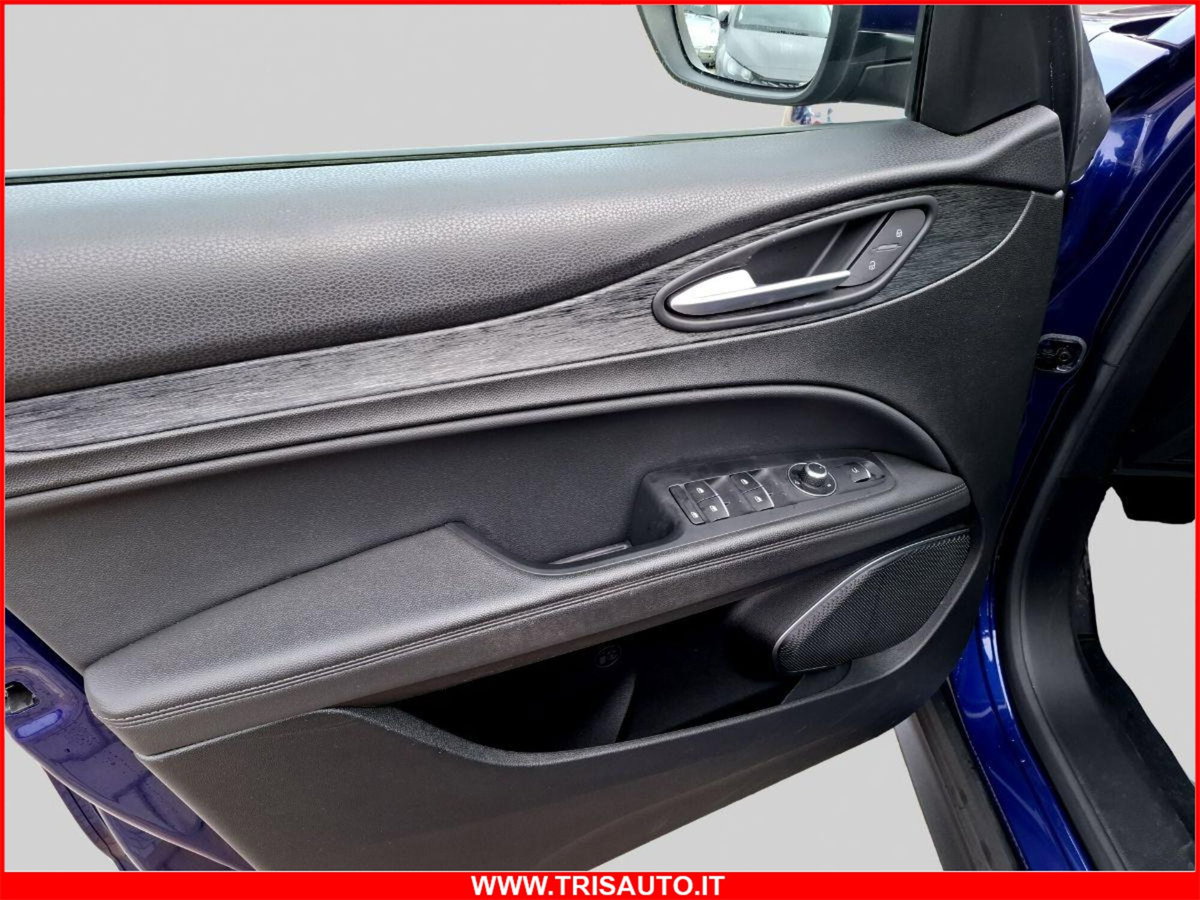 Alfa Romeo Stelvio Stelvio 2.2 Turbodiesel 210 CV AT8 Q4 Ti (12)