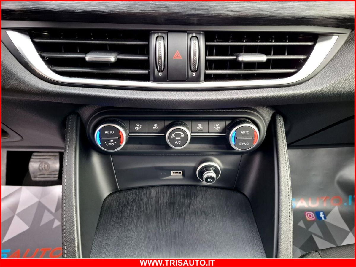 Alfa Romeo Stelvio Stelvio 2.2 Turbodiesel 210 CV AT8 Q4 Ti (16)