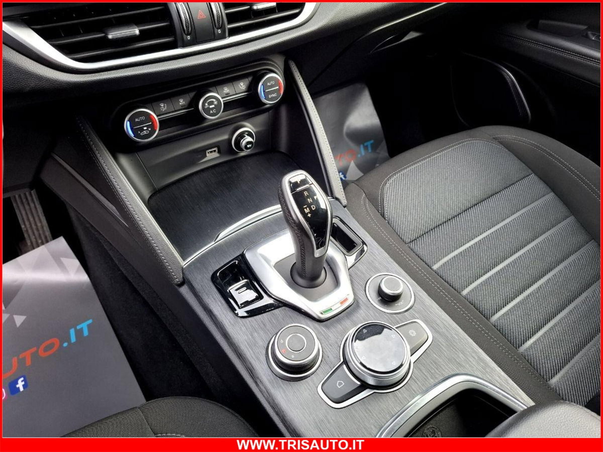 Alfa Romeo Stelvio Stelvio 2.2 Turbodiesel 210 CV AT8 Q4 Ti (17)