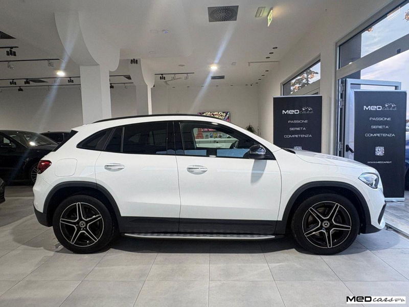 Mercedes-Benz GLA SUV 250 e EQ-Power Automatic Premium