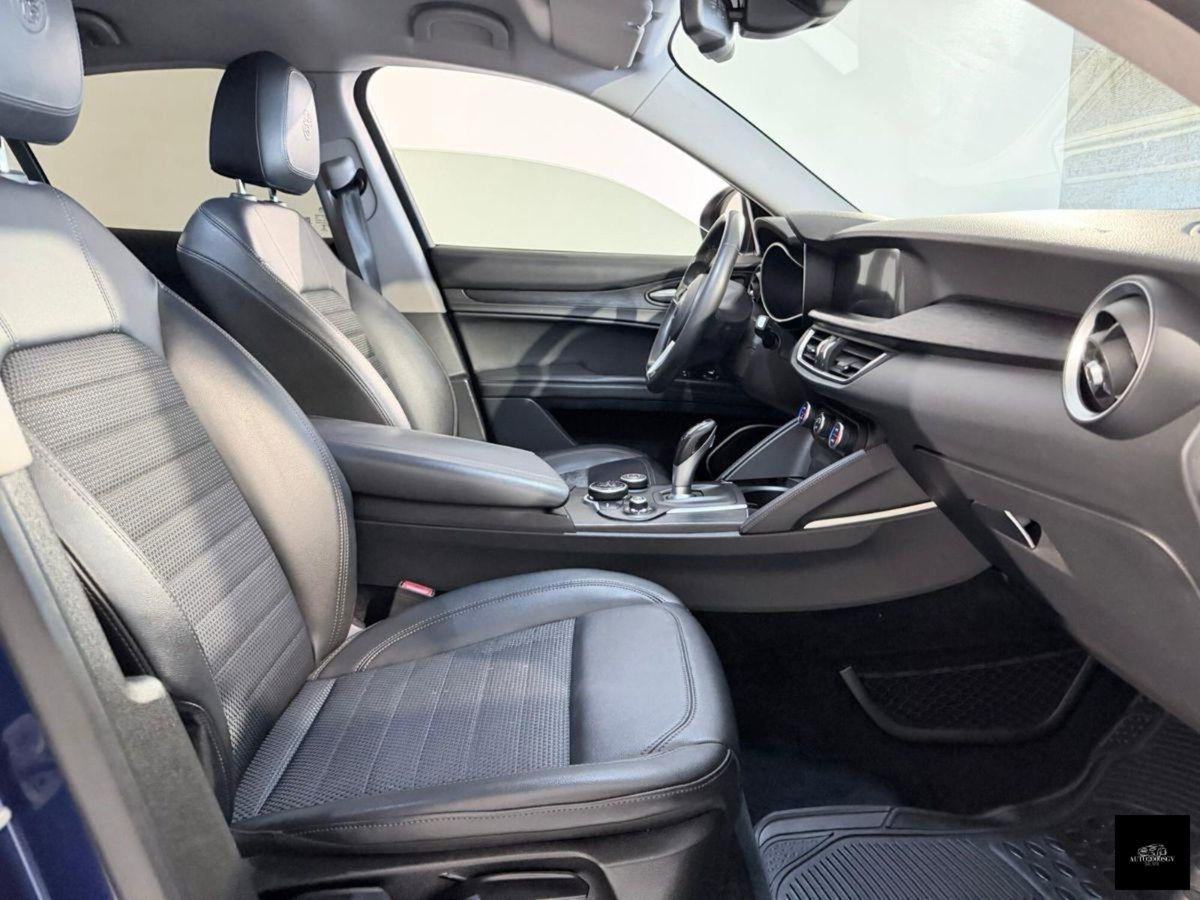 Alfa Romeo Stelvio Stelvio 2.2 Turbodiesel 180 CV AT8 RWD Business (5)